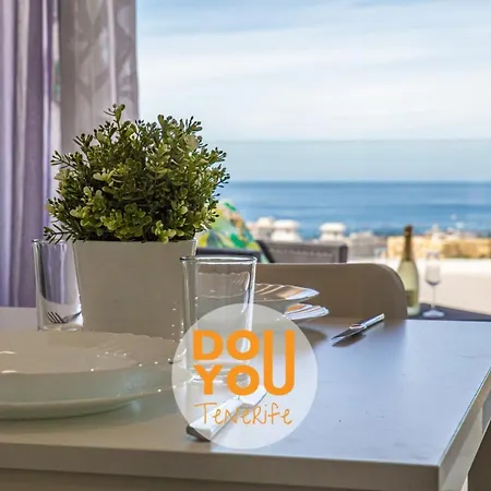 Holiday Apartments Oasis Los Cristianos  Exterior photo